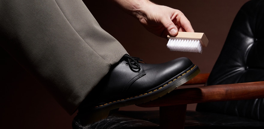 Jak czyścić buty ze skóry? jak dbać o buty ze skóry