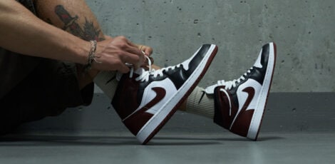 jak zawiązać Jordan 1